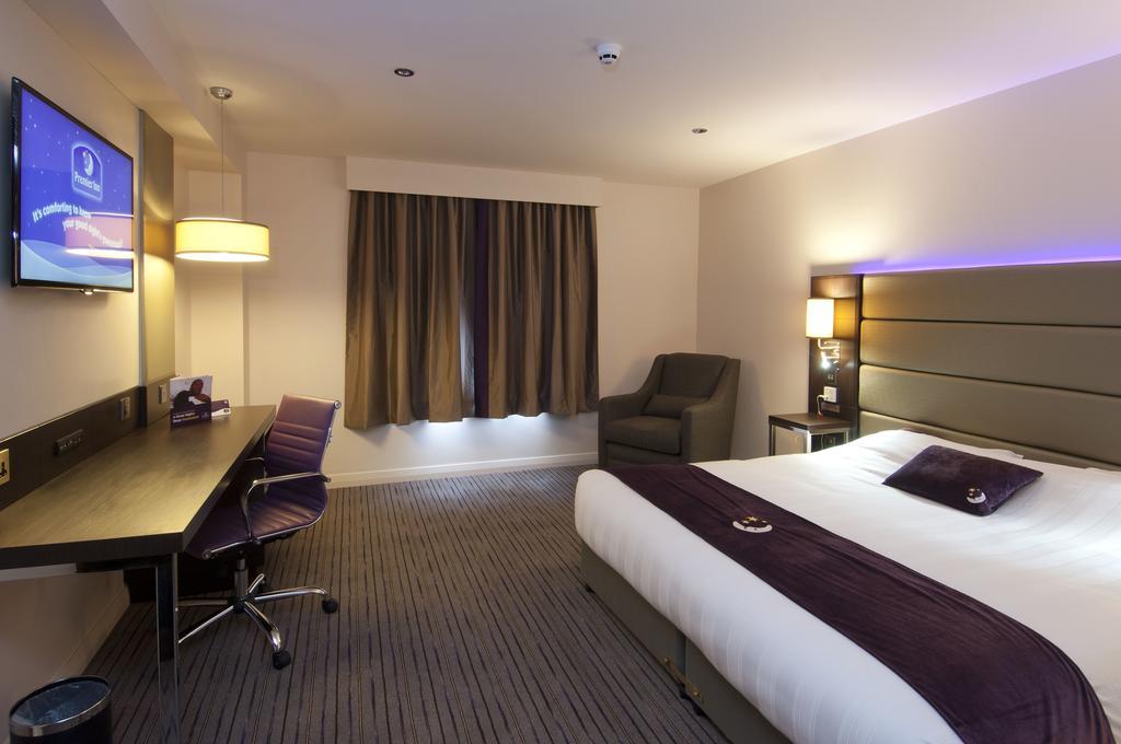 Premier Inn Merthyr Tydfil Dış mekan fotoğraf