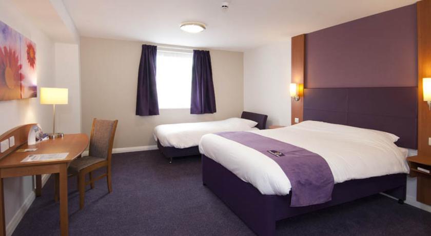 Premier Inn Merthyr Tydfil Dış mekan fotoğraf