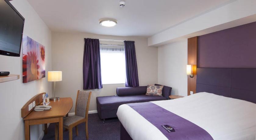 Premier Inn Merthyr Tydfil Dış mekan fotoğraf