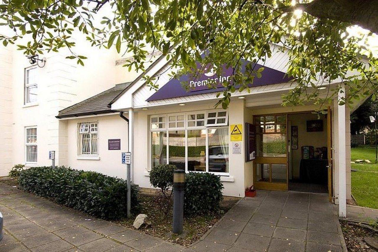 Premier Inn Merthyr Tydfil Dış mekan fotoğraf