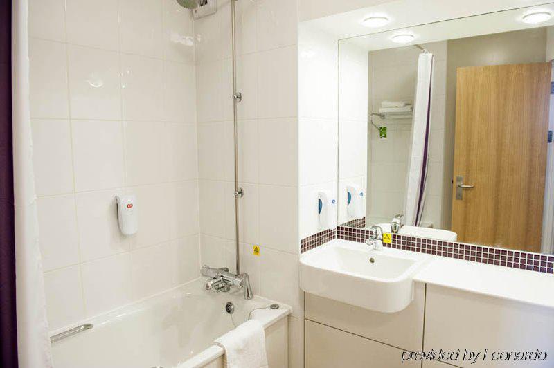 Premier Inn Merthyr Tydfil Dış mekan fotoğraf
